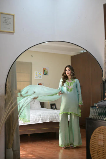 Skydew ombré ensemble Suit